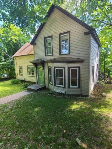 36 Newbury Street Auburn ME 04210