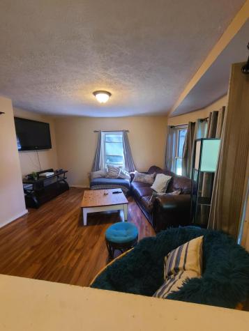 36 Newbury Street Auburn ME 04210