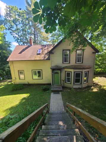 36 Newbury Street Auburn ME 04210