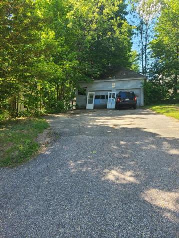 36 Newbury Street Auburn ME 04210