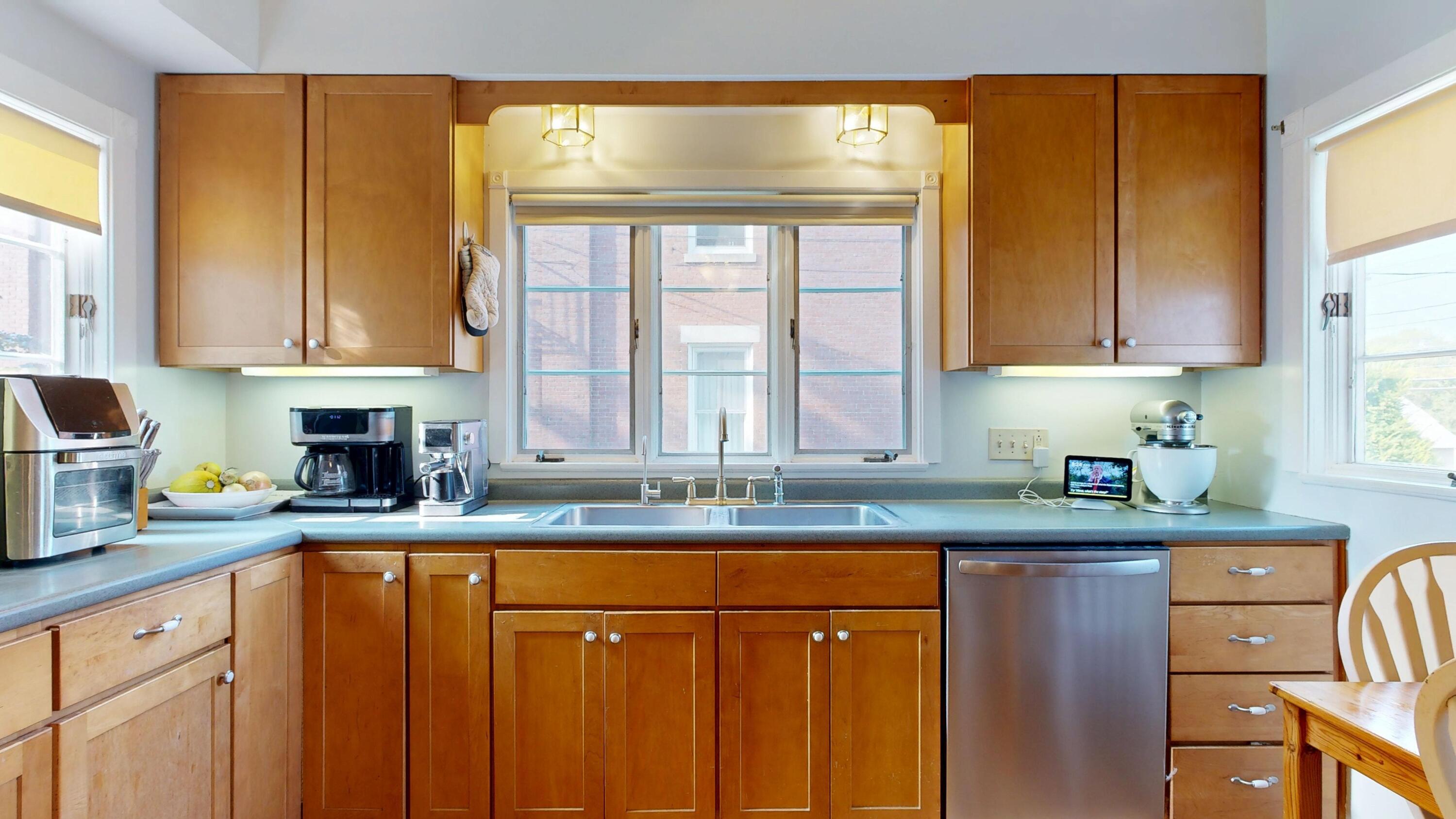 607 Main Street Lewiston ME 04240