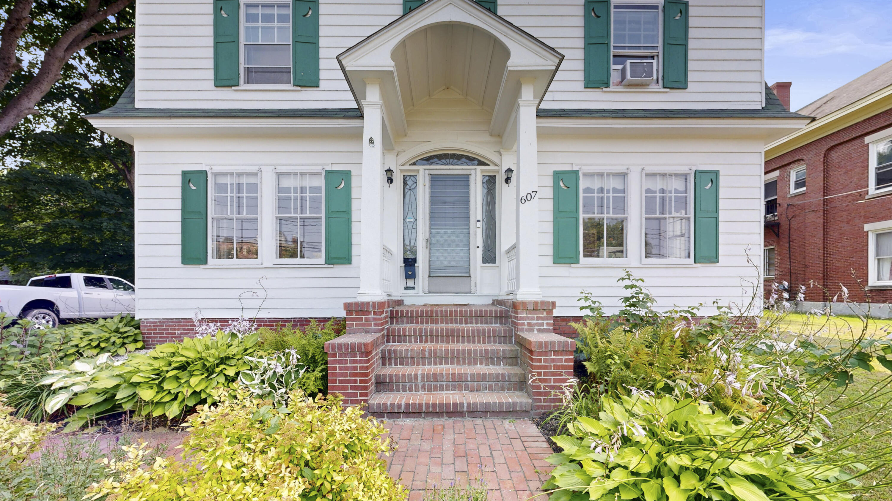 607 Main Street Lewiston ME 04240