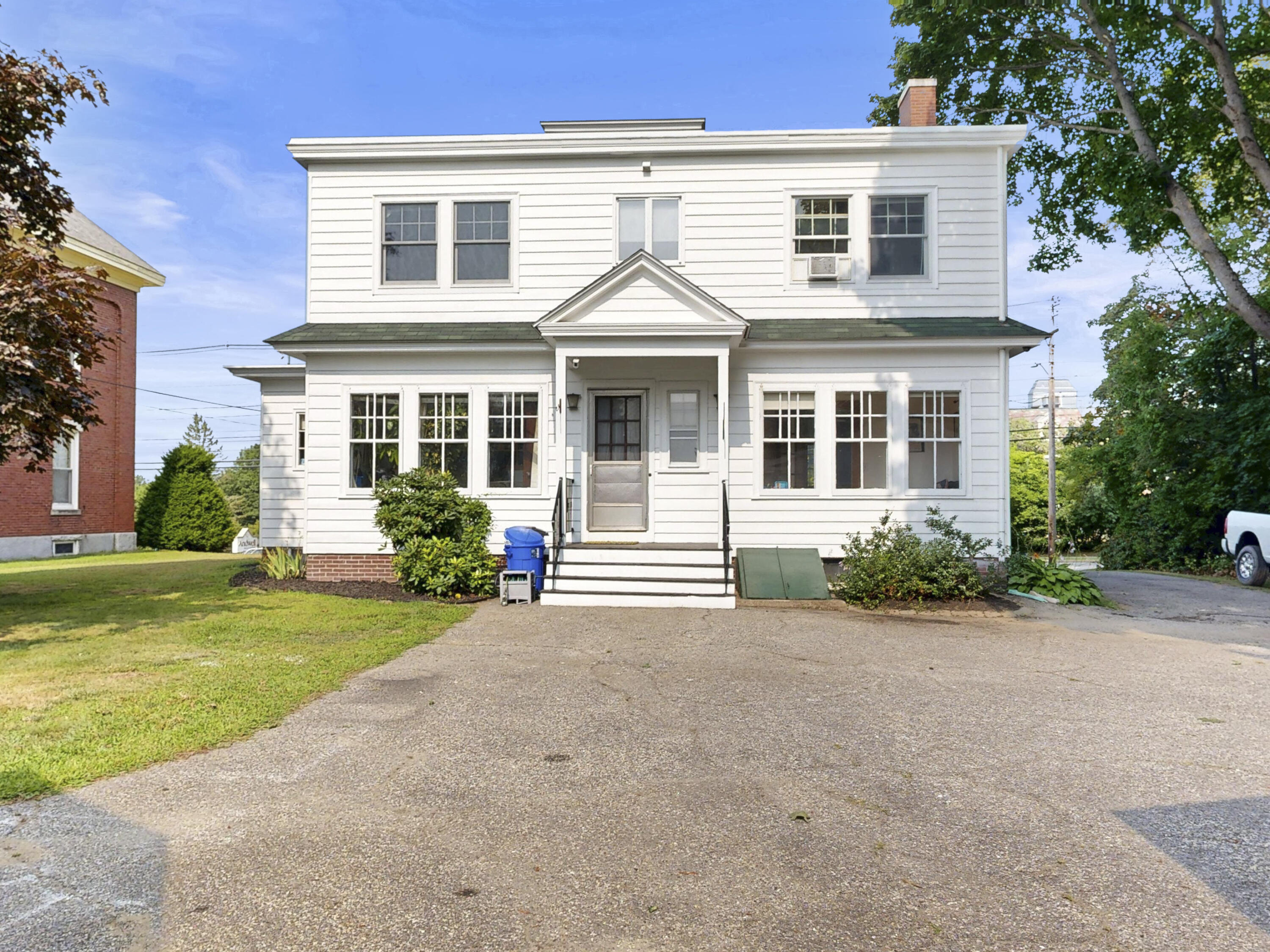 607 Main Street Lewiston ME 04240