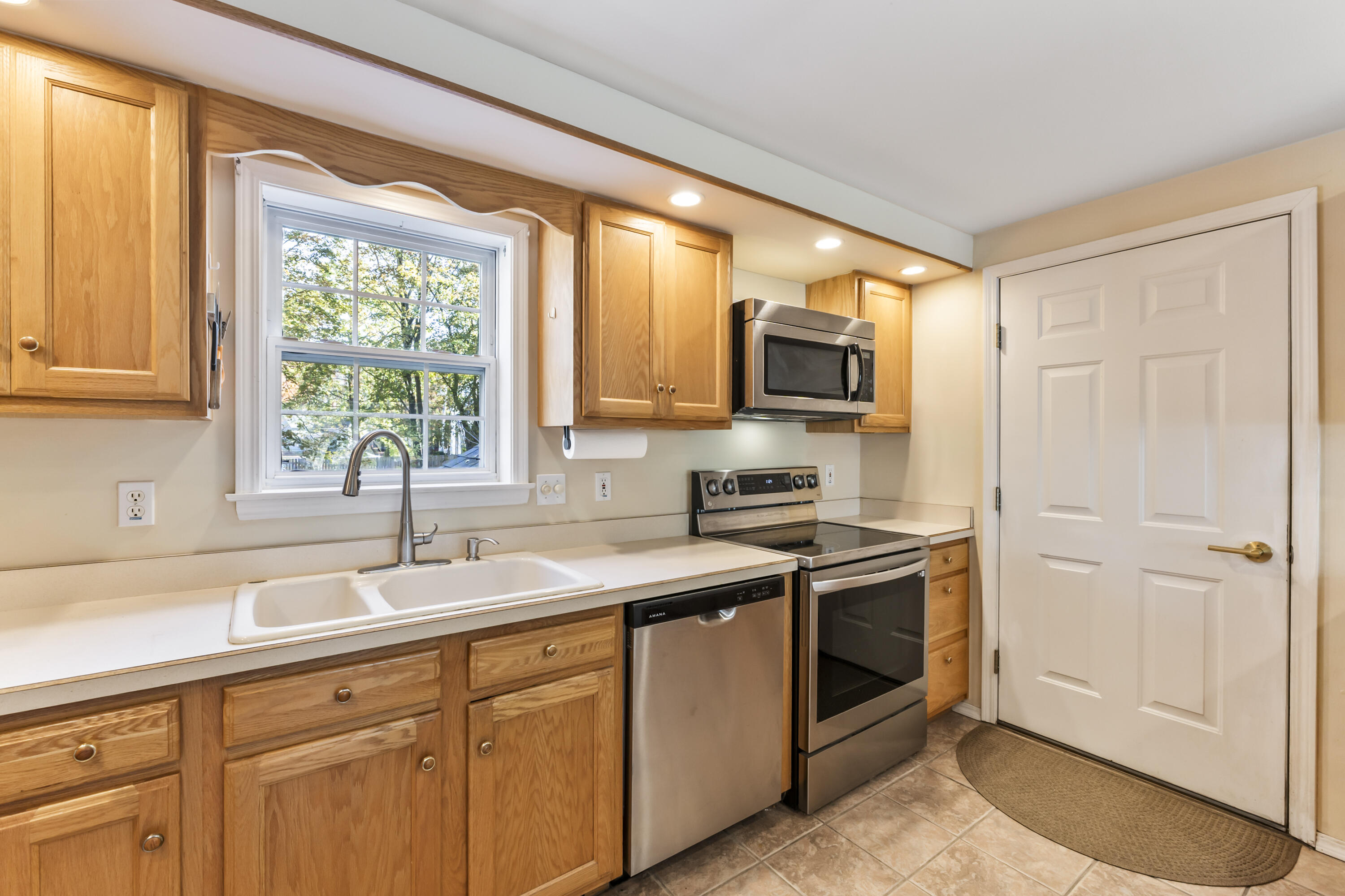 5 Summer Street Brunswick ME 04011