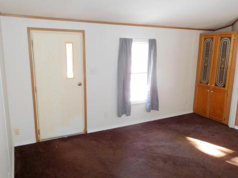 23 Warren Avenue Gardiner ME 04345