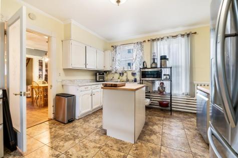363 Broadway Bangor ME 04401