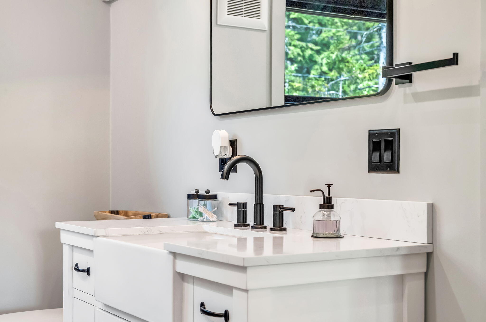 39 Pratt Lane Danforth ME 04424