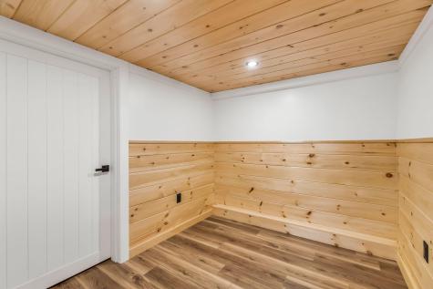 39 Pratt Lane Danforth ME 04424