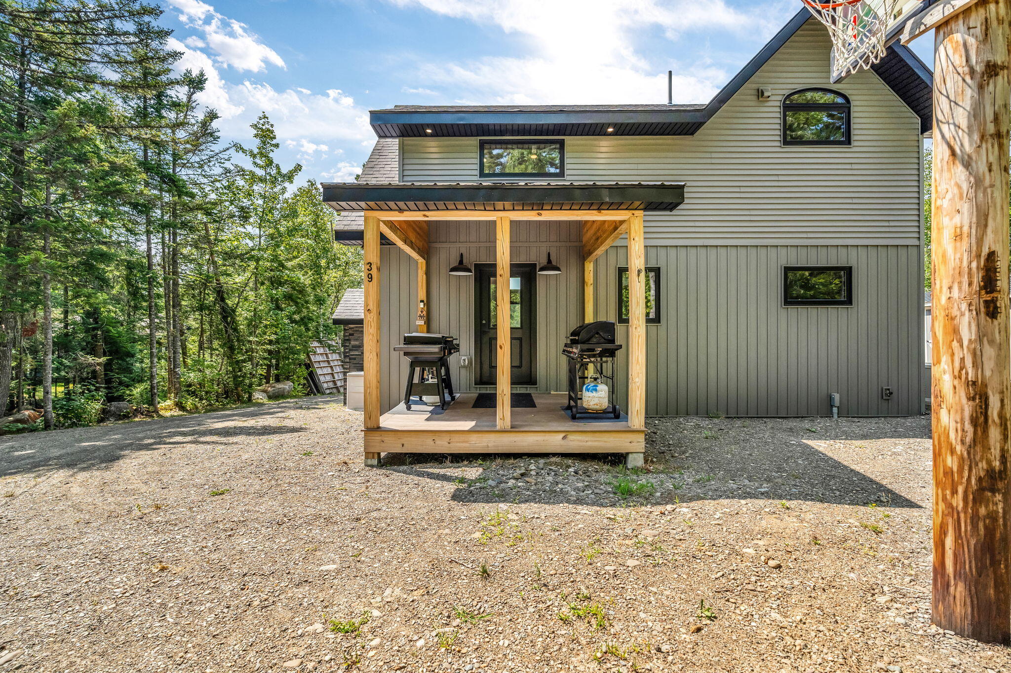 39 Pratt Lane Danforth ME 04424