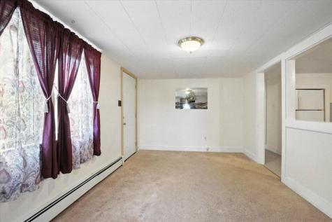 31 Allen Range Road Freeport ME 04032