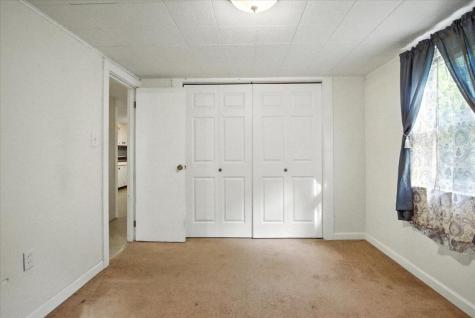 31 Allen Range Road Freeport ME 04032