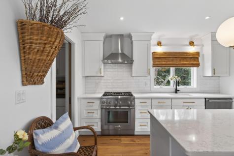 492 W Elm Street Yarmouth ME 04096