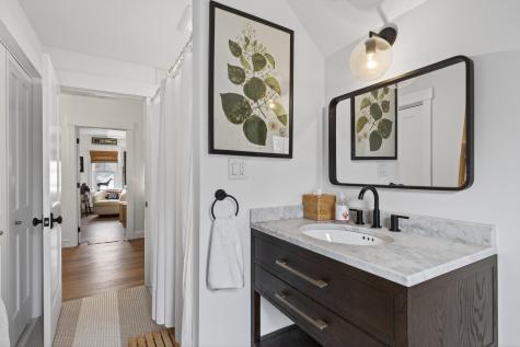 492 W Elm Street Yarmouth ME 04096