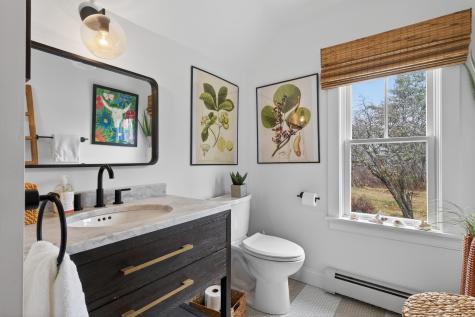 492 W Elm Street Yarmouth ME 04096