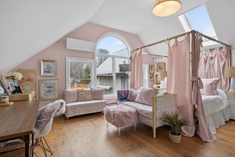 492 W Elm Street Yarmouth ME 04096