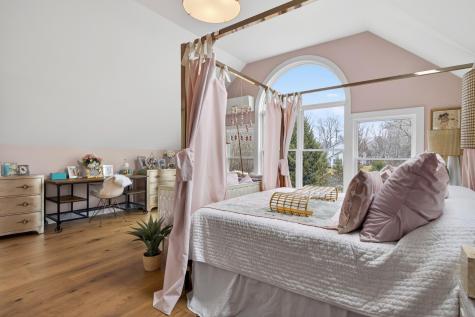 492 W Elm Street Yarmouth ME 04096