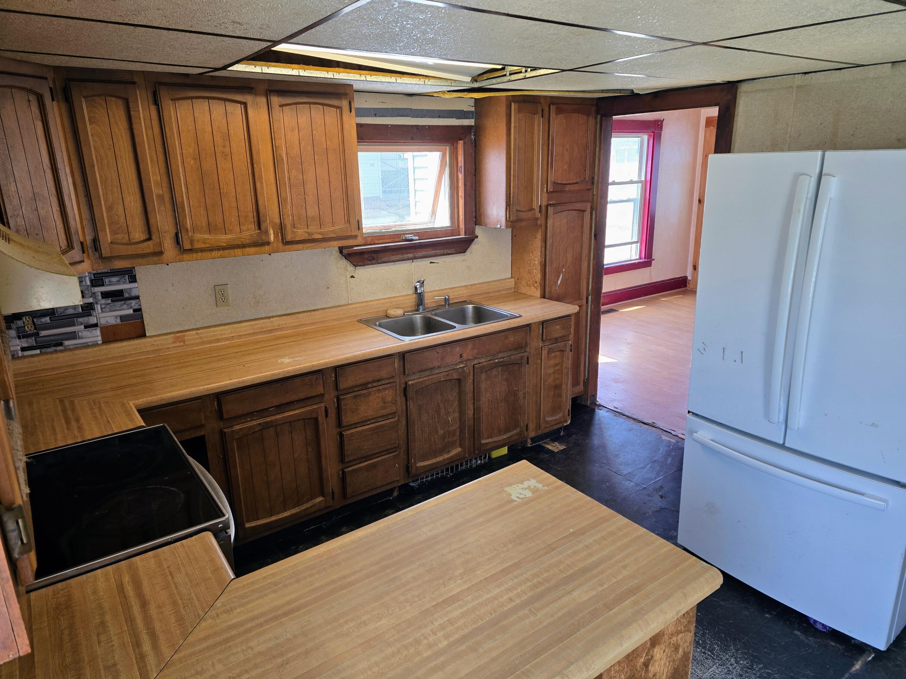 10 Cherry Street Dover-foxcroft ME 04426