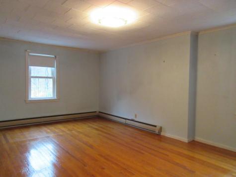 821 Court Street Auburn ME 04210