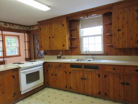 821 Court Street Auburn ME 04210