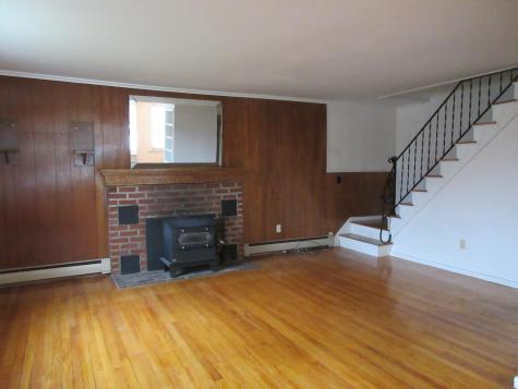 821 Court Street Auburn ME 04210