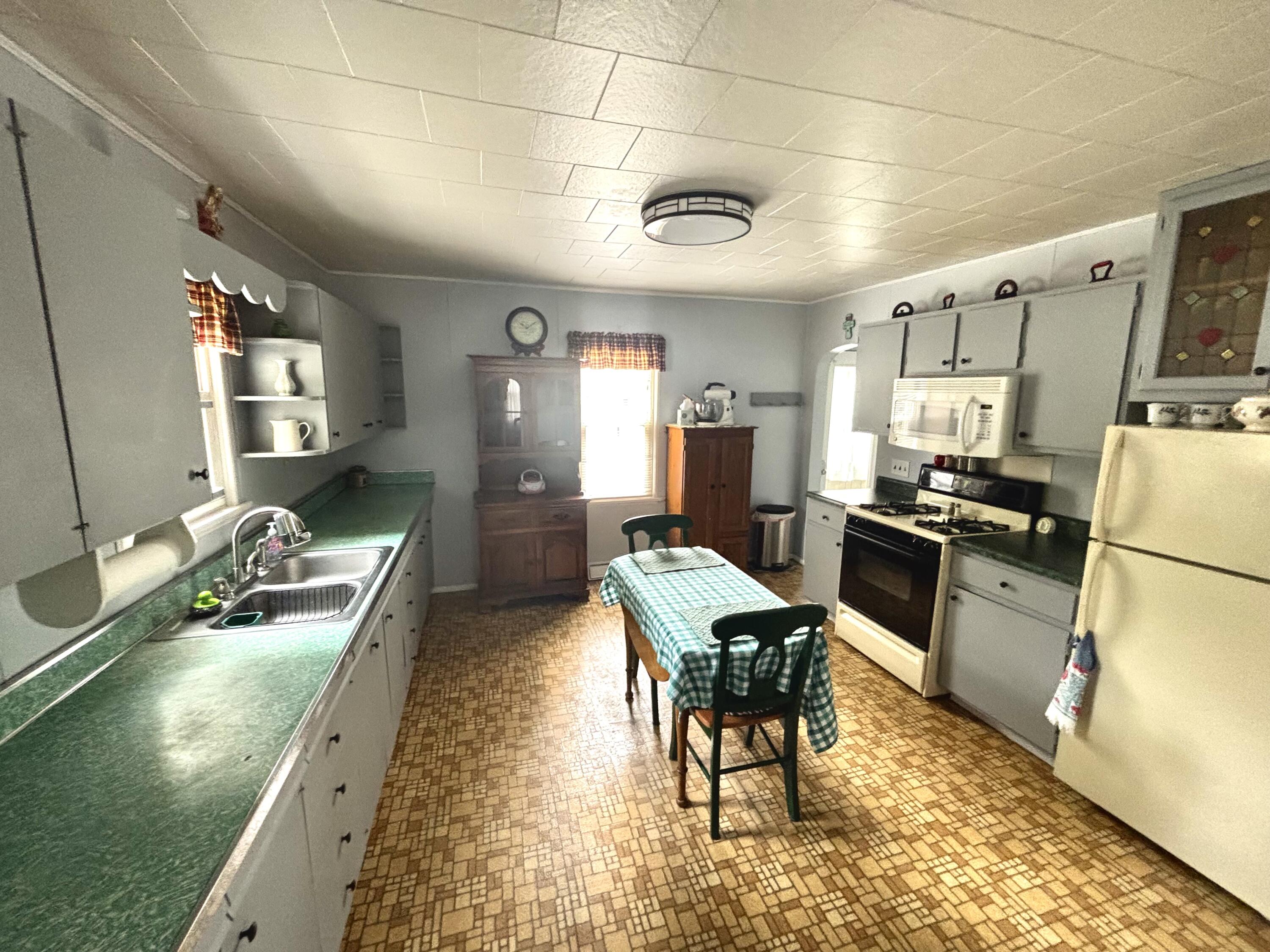 6 Winter Street Millinocket ME 04462