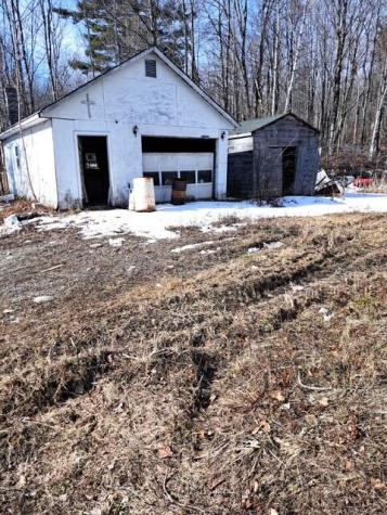 527 Canaan Road Hartland ME 04943