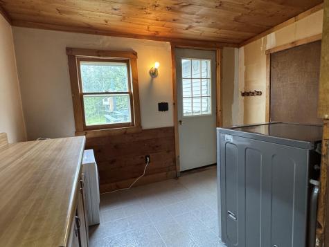 39 Guinea Road Biddeford ME 04005