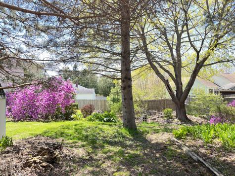 18 Sherbrooke Avenue Lewiston ME 04240