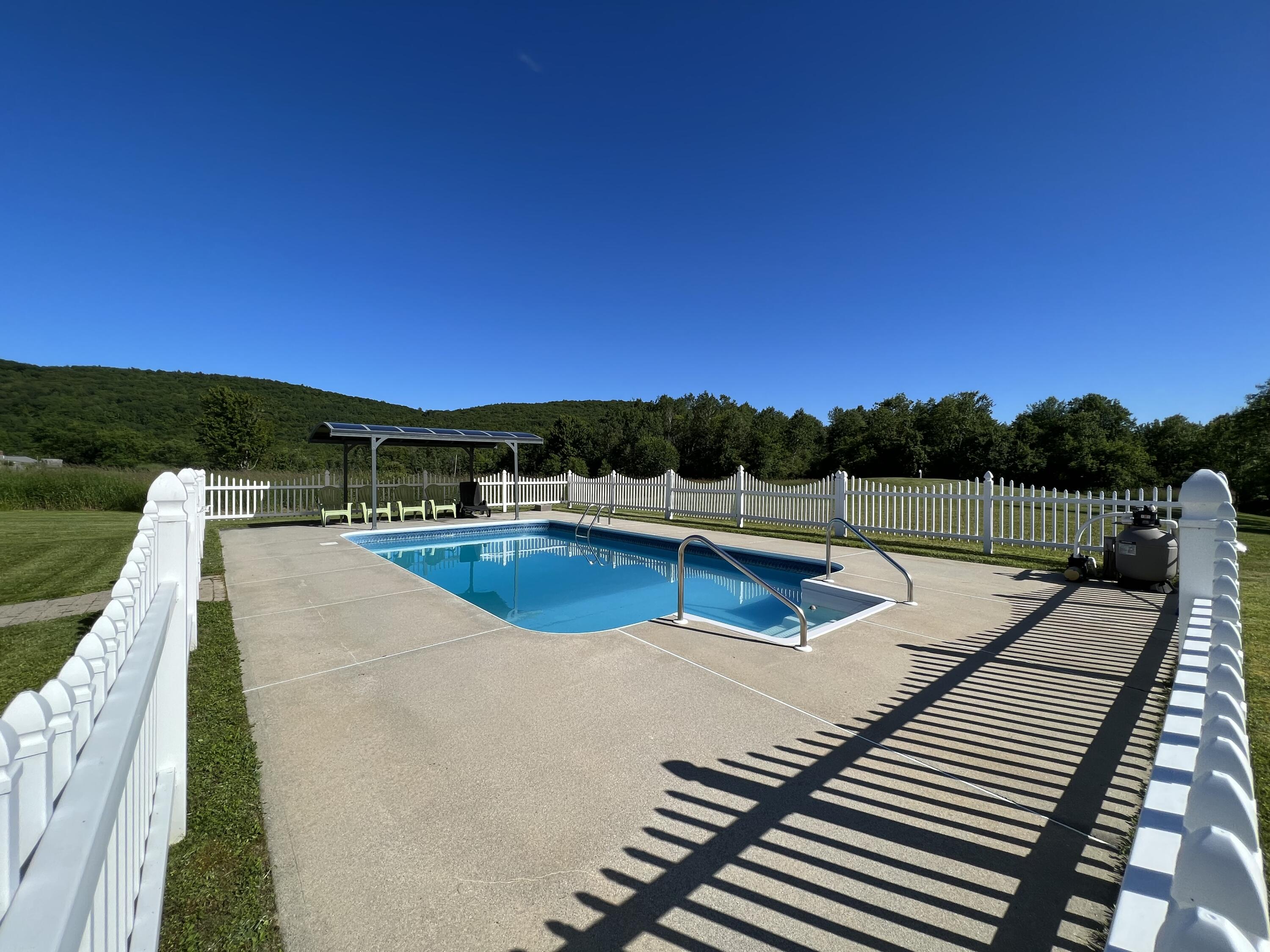 20 Diamond Drive Wales ME 04280