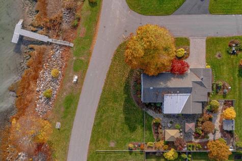 22 Mckinley Road Falmouth ME 04105