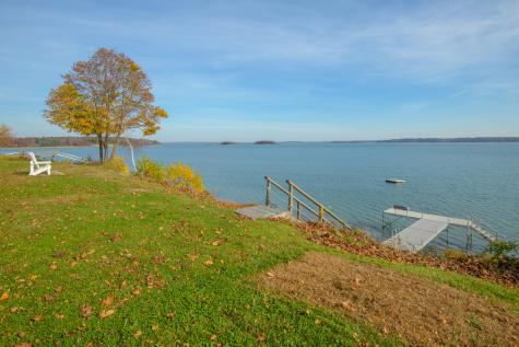 22 Mckinley Road Falmouth ME 04105