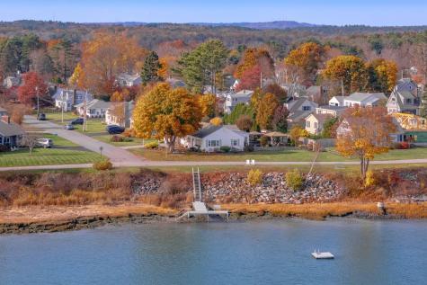 22 Mckinley Road Falmouth ME 04105