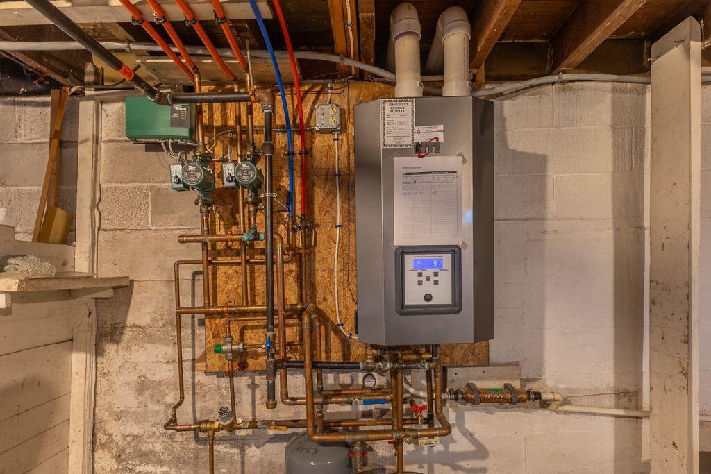 28 Mountainview Avenue Bangor ME 04401