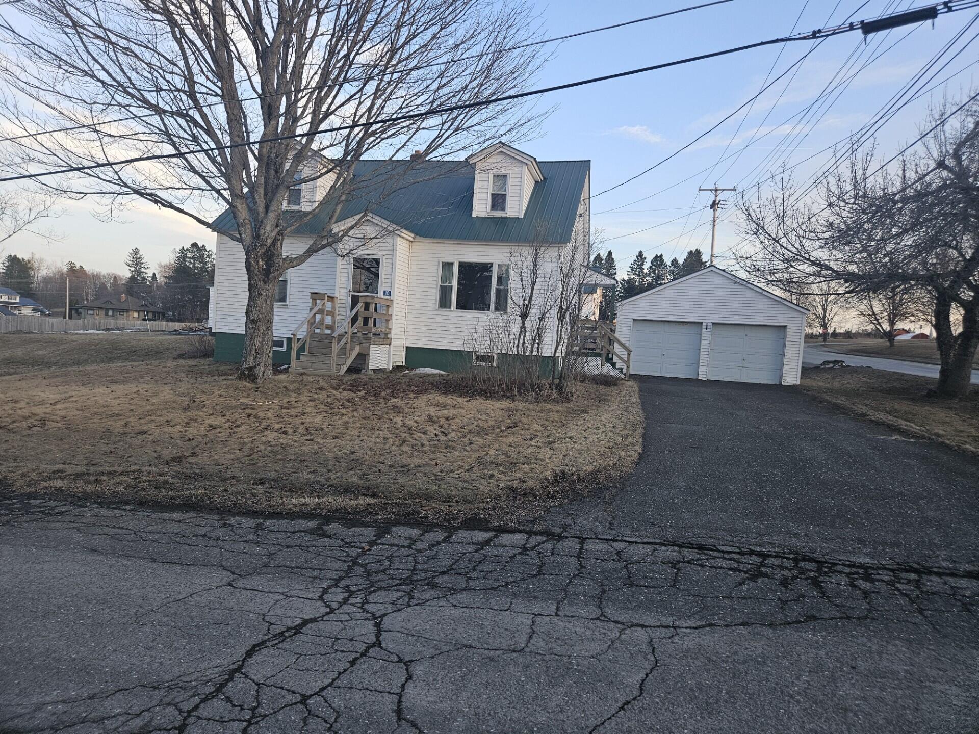 18 Vernon Avenue Limestone ME 04750