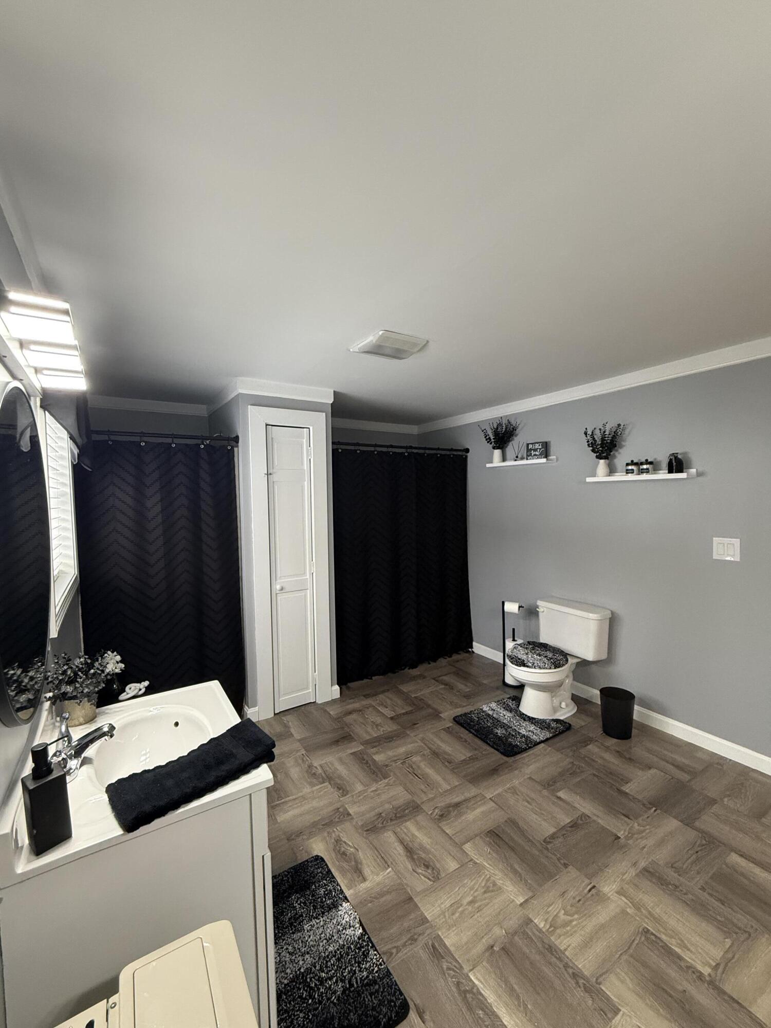 16 N Main Street Guilford ME 04443
