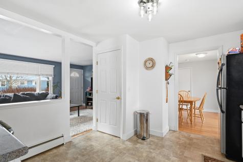 8 Roberta Street Farmingdale ME 04344