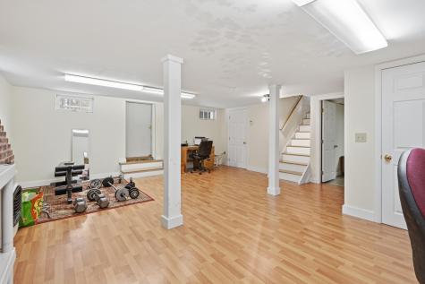 8 Roberta Street Farmingdale ME 04344