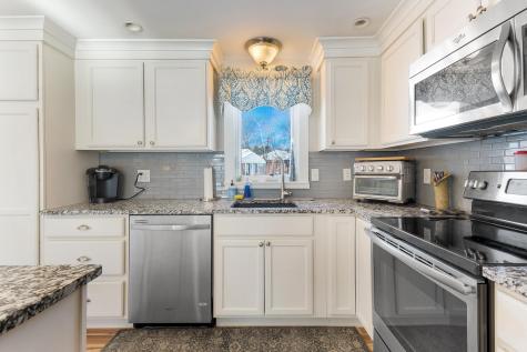 7 Jeffrey Avenue Saco ME 04072