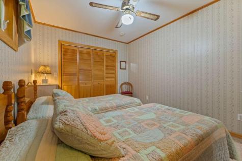 21 Wood Duck Way Norway ME 04268