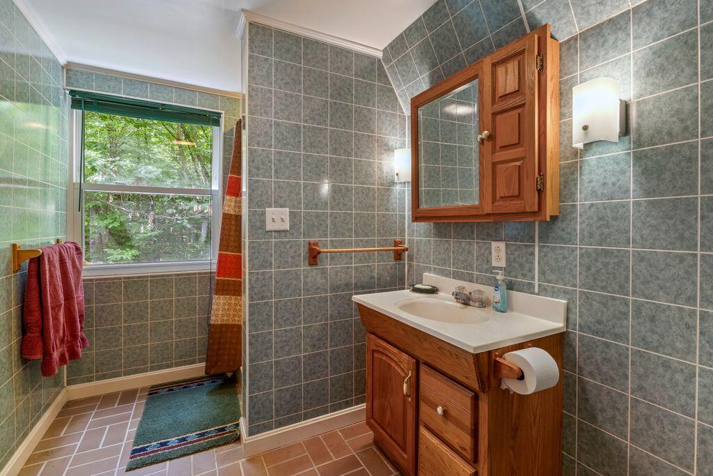 21 Wood Duck Way Norway ME 04268