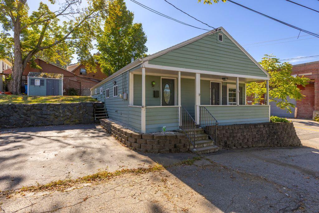 1 Kempton Terrace Sanford ME 04073