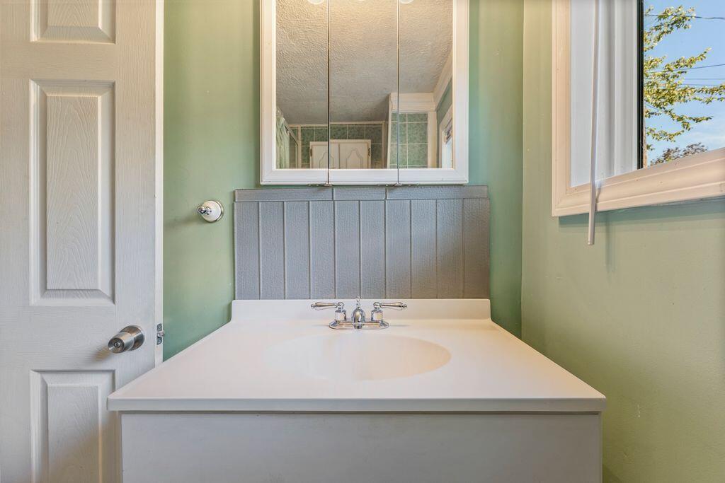 1 Kempton Terrace Sanford ME 04073