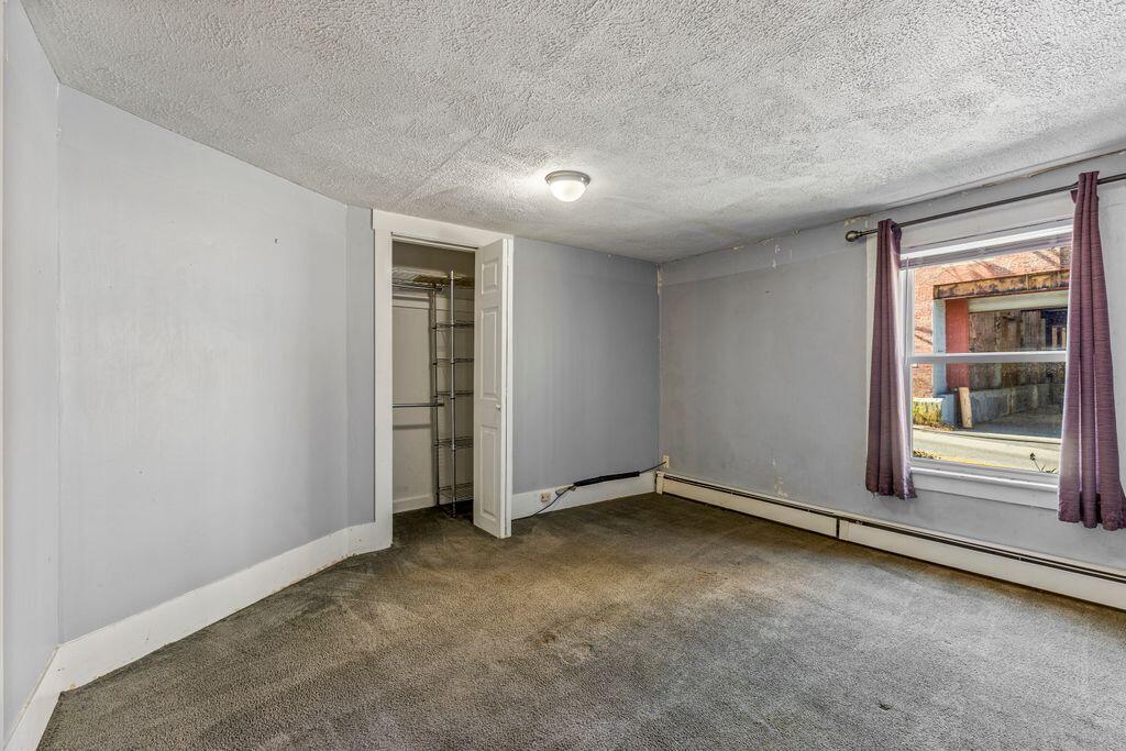 1 Kempton Terrace Sanford ME 04073