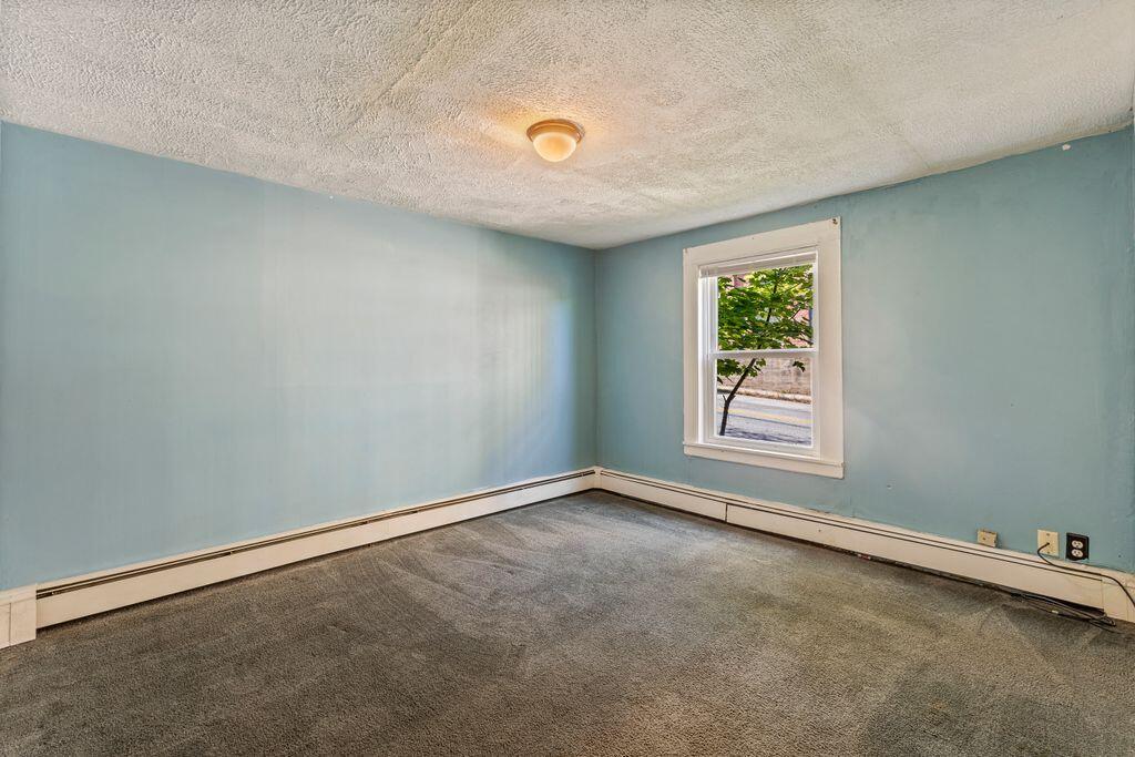 1 Kempton Terrace Sanford ME 04073