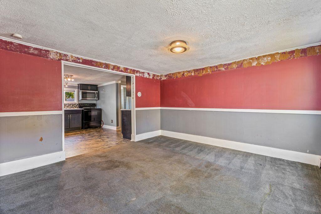 1 Kempton Terrace Sanford ME 04073