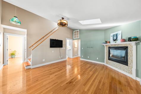 2 Lovejoy & 4 Autumn Street Rockland ME 04841