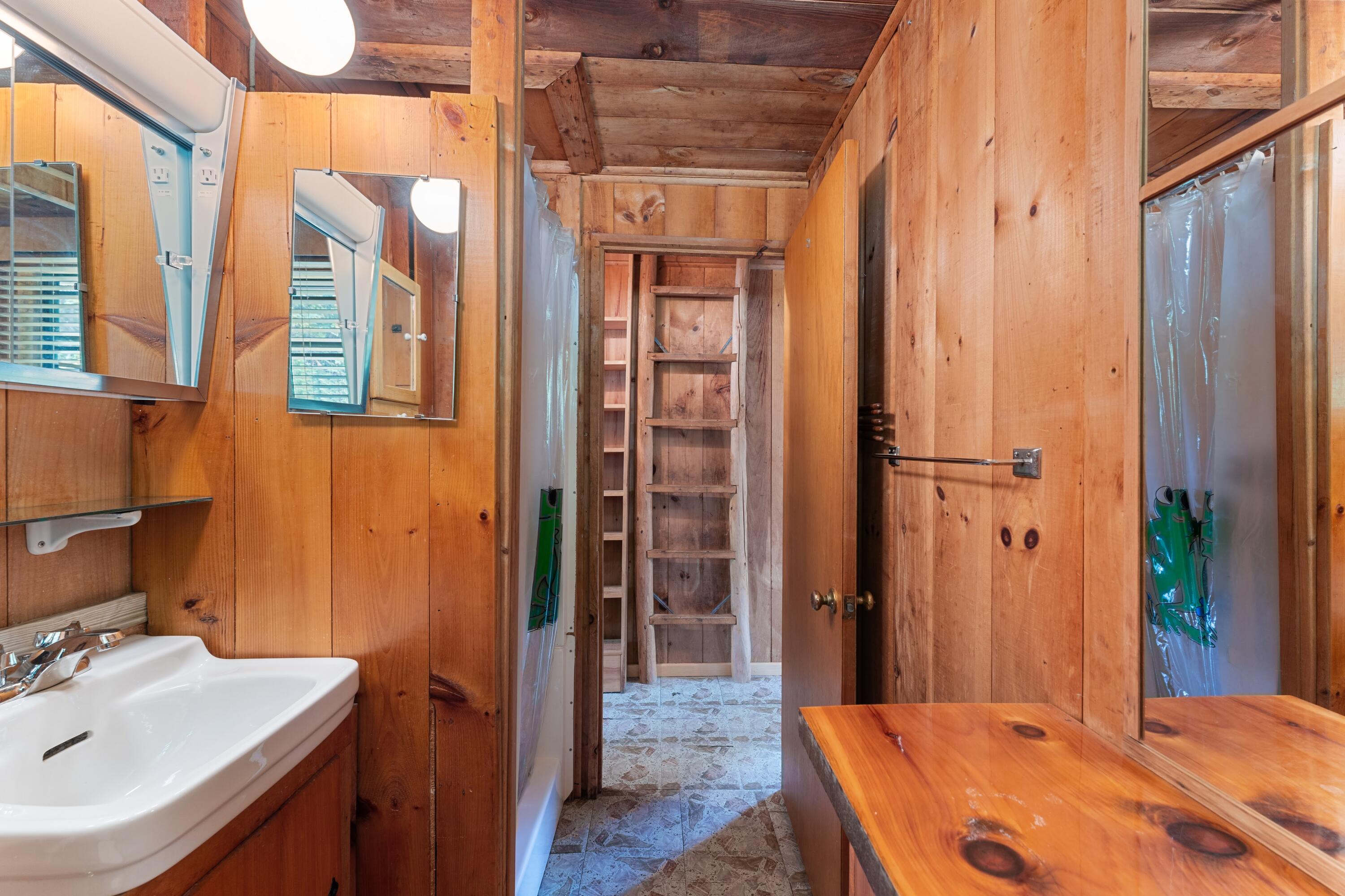 76 Colony Road Belgrade ME 04917