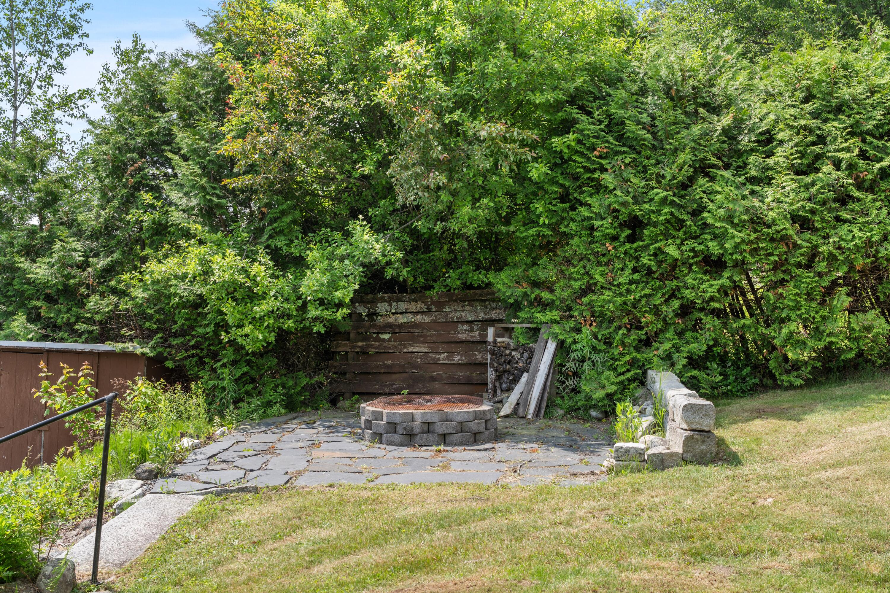 76 Colony Road Belgrade ME 04917