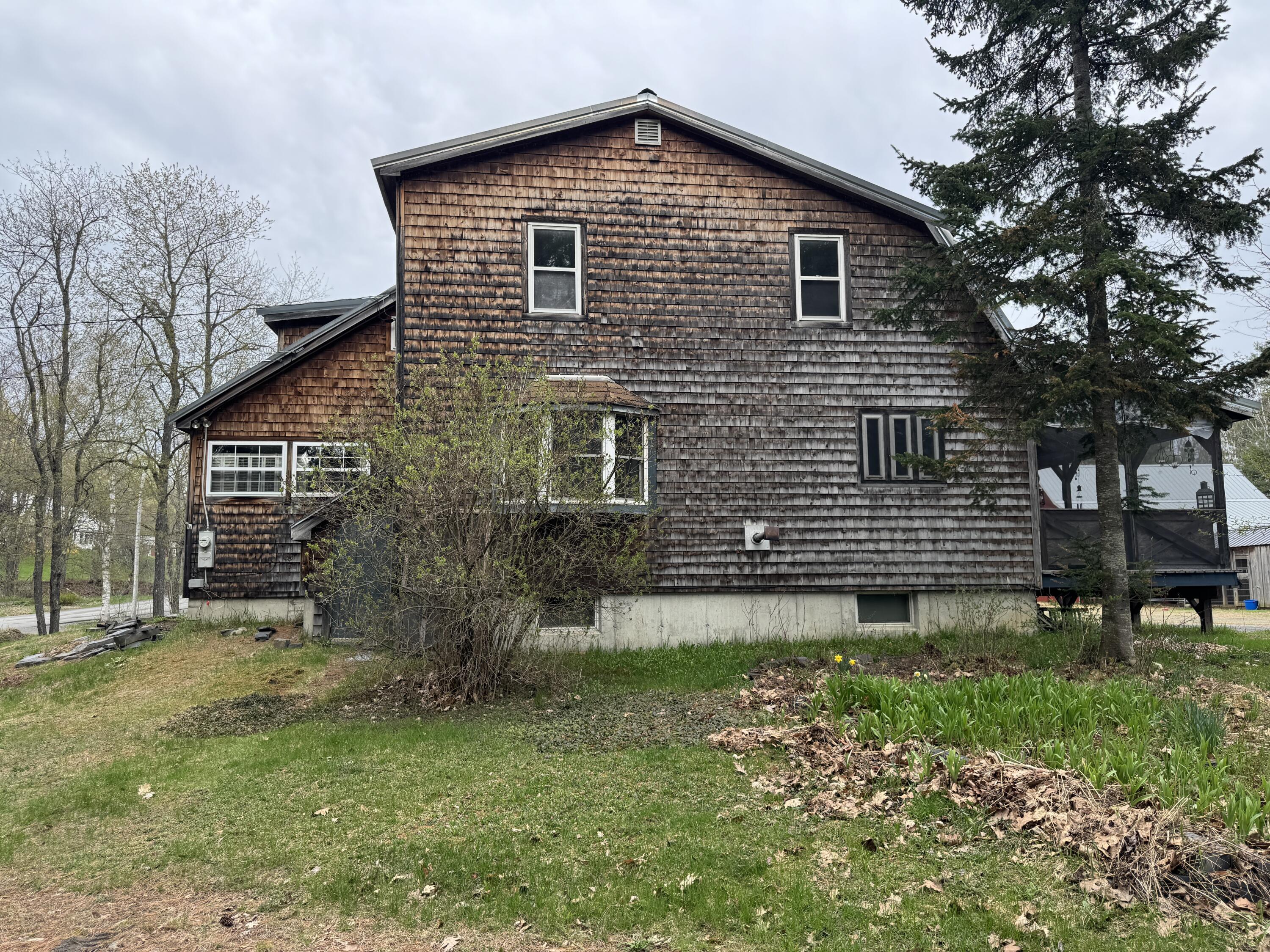 7 Howard Siding Lane Abbot ME 04406