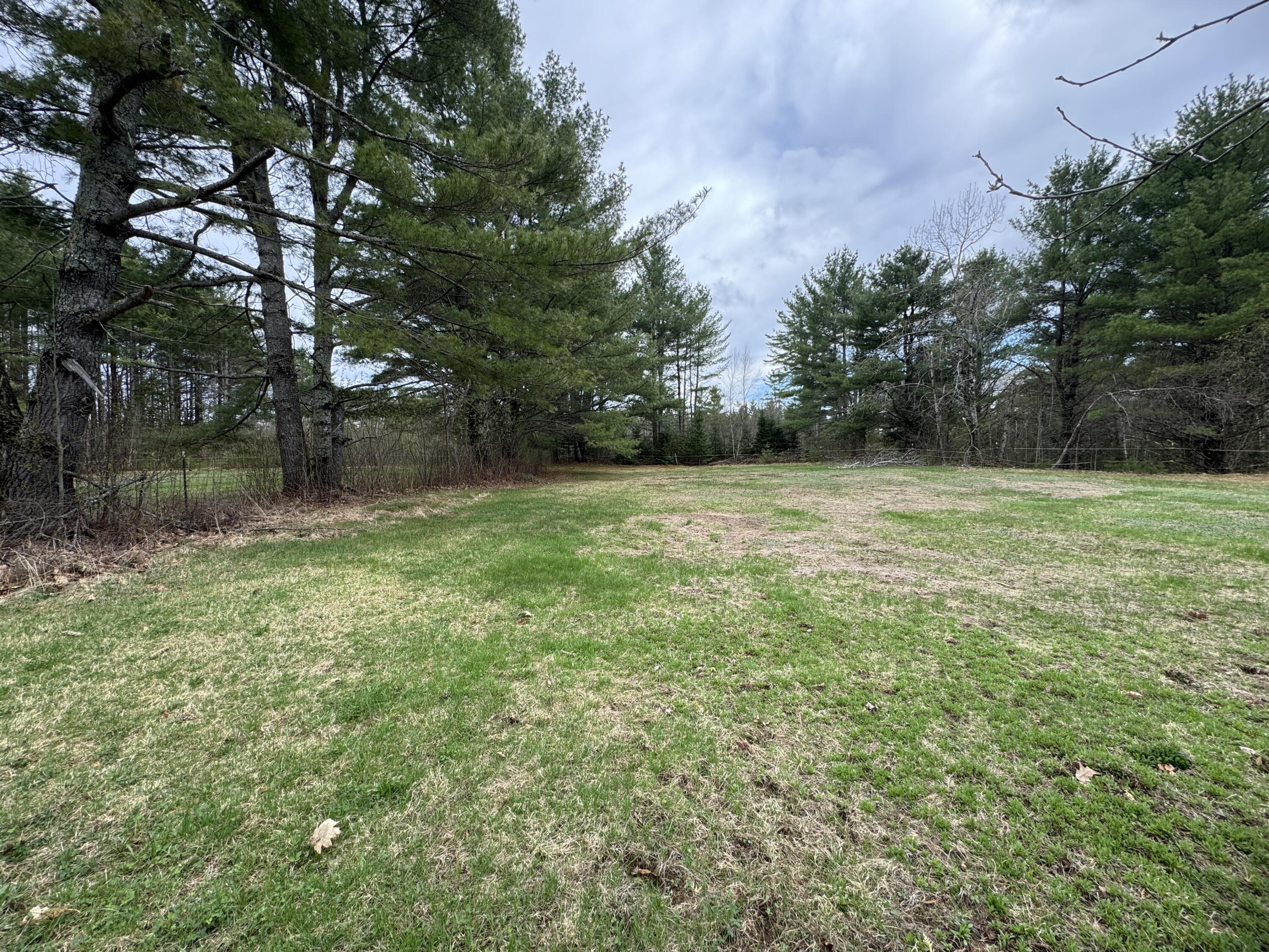 7 Howard Siding Lane Abbot ME 04406